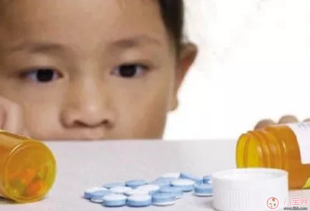 經常給孩子掏耳朵好不好 給孩子使用耳機會影響聽力嗎 經常給孩子掏耳朵好不好 給孩子使用耳機會影響聽力嗎