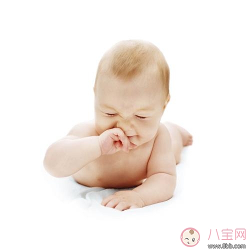 為什么秋季嬰兒容易鼻塞 市面上的通鼻產品靠譜嗎
