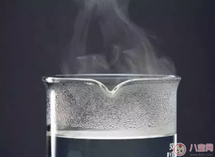 為什么秋季嬰兒容易鼻塞 市面上的通鼻產品靠譜嗎