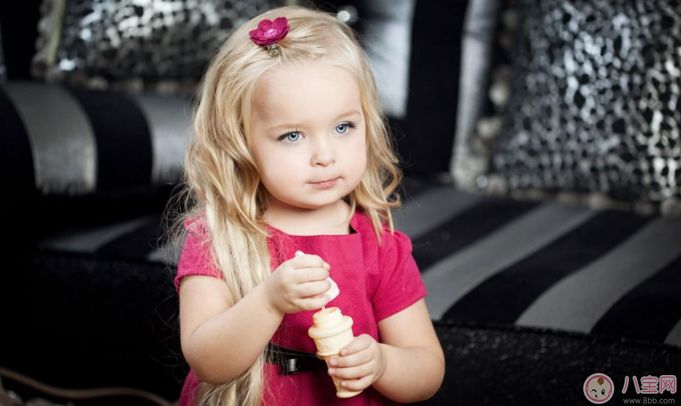 女寶寶私處怎么洗 正常女寶寶的私處是什么樣的 女寶寶私處怎么洗 正常女寶寶的私處是什么樣的