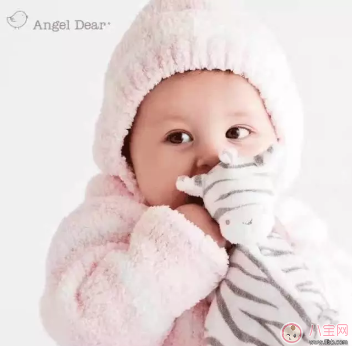哪款安撫巾適合寶寶抓握 貝小七同款美國Angel Dear安撫巾怎么樣 哪款安撫巾適合寶寶抓握 貝小七同款美國Angel Dear安撫巾怎么樣
