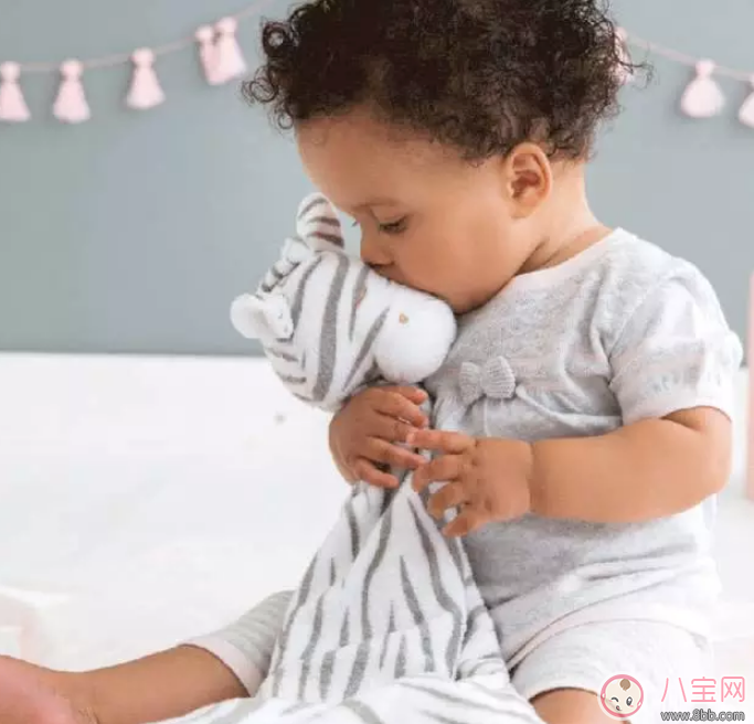 哪款安撫巾適合寶寶抓握 貝小七同款美國Angel Dear安撫巾怎么樣 哪款安撫巾適合寶寶抓握 貝小七同款美國Angel Dear安撫巾怎么樣