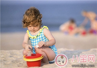 寶寶粘人高需求好不好 如何培養(yǎng)孩子獨(dú)立玩耍的性格