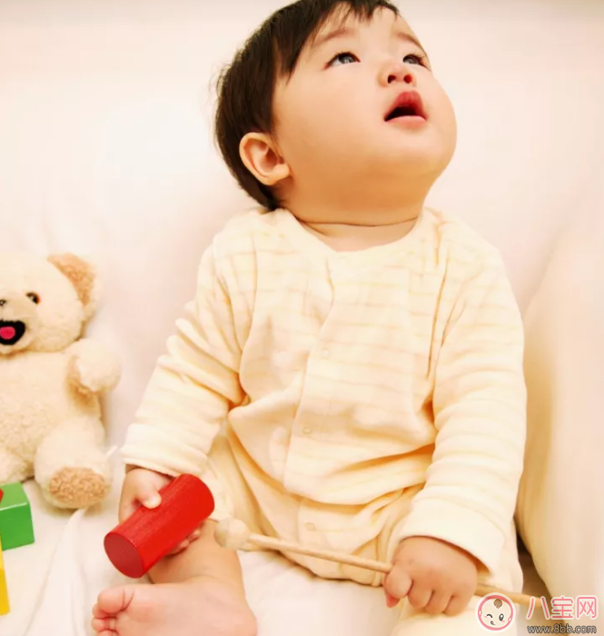 6-7個月的寶寶早教游戲方法 6-7個月的寶寶早教方案