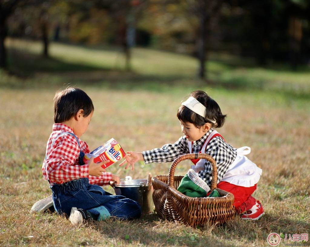 影響幼兒聽(tīng)力的因素有哪些 寶寶聽(tīng)力賬期如何飲食改善 影響幼兒聽(tīng)力的因素有哪些 寶寶聽(tīng)力賬期如何飲食改善
