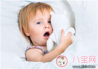 寶寶眼屎多的上火嗎 如何正確的清理寶寶眼屎