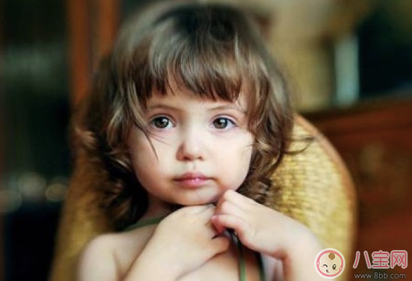 寶寶的睡眠質量和哪些東西有關 影響寶寶睡眠質量的生活用品有哪些