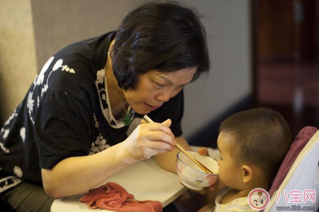 和婆婆帶孩子有分歧怎么辦 怎么化解媽媽和婆婆帶孩子的矛盾