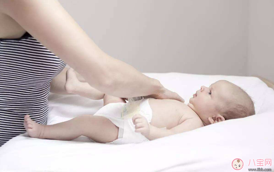 孩子長期穿紙尿褲有什么危害 總是穿紙尿褲有哪些不好