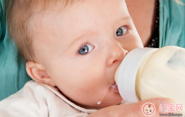 寶寶吐奶怎么辦 寶寶吐奶有什么緩解方法