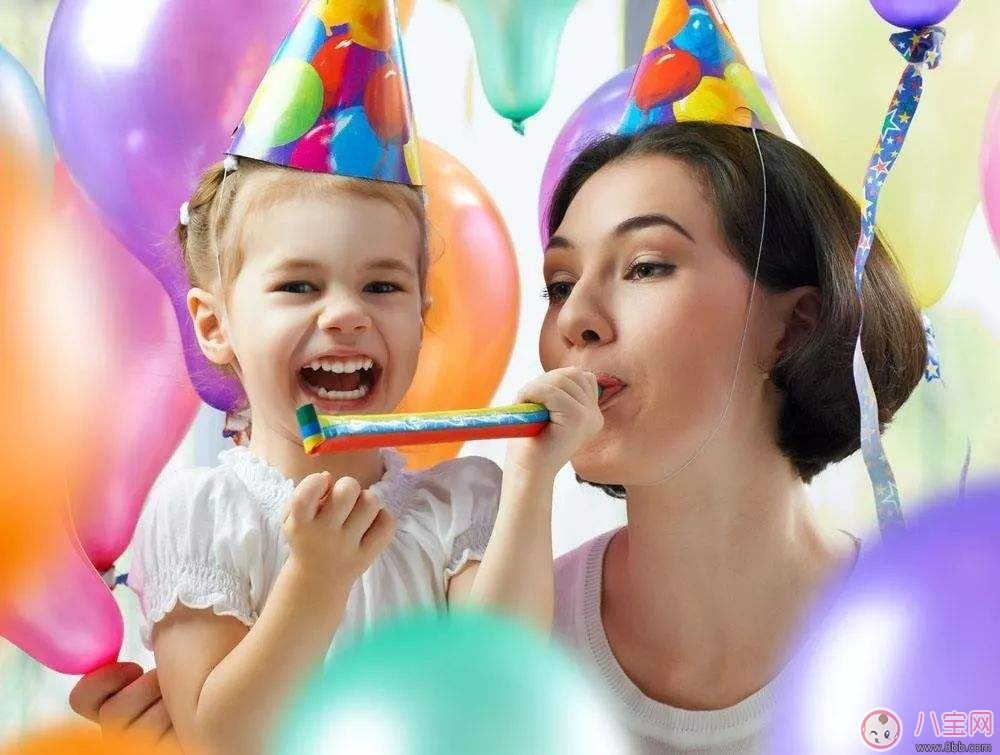 怎么表揚孩子避免溺愛 父母適當的表揚孩子怎么做 怎么表揚孩子避免溺愛 父母適當的表揚孩子怎么做