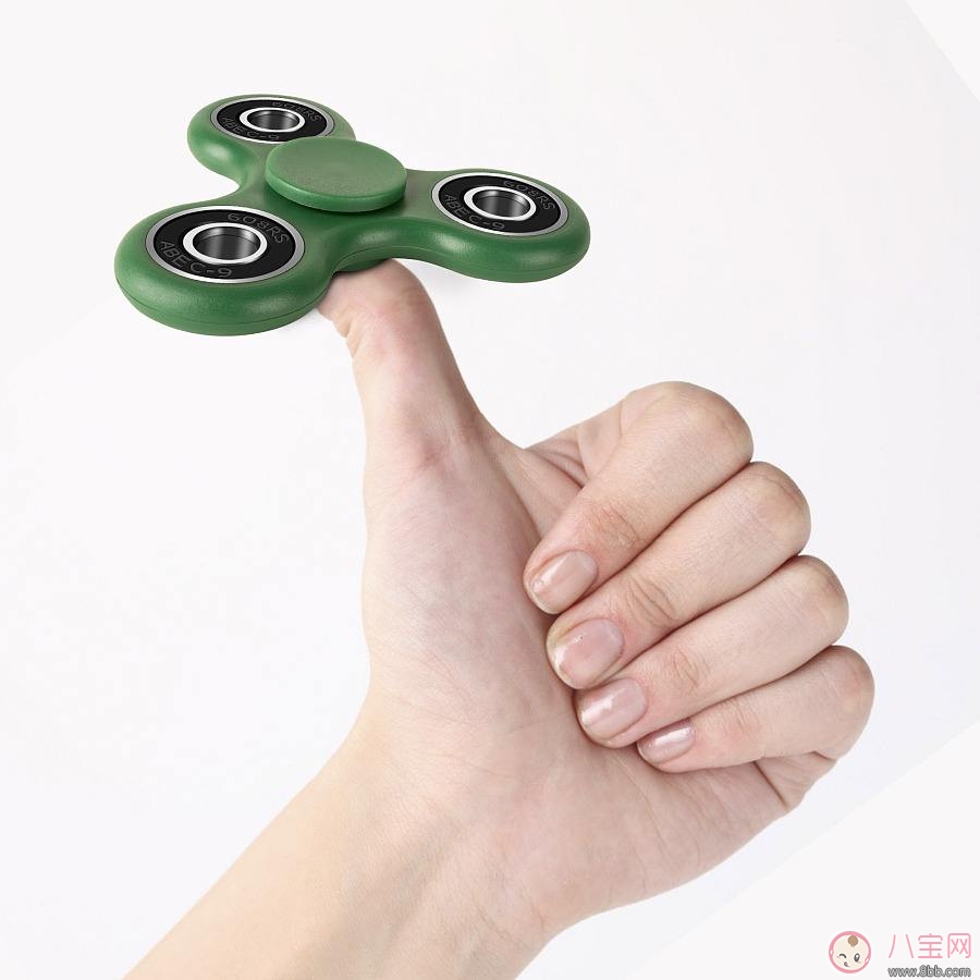 指尖陀螺孩子玩安全嗎 為什么指尖陀螺不能給孩子玩 指尖陀螺孩子玩安全嗎 為什么指尖陀螺不能給孩子玩