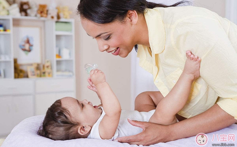 產后為什么妊娠斑退不掉 如何去除頑固妊娠斑 產后為什么妊娠斑退不掉 如何去除頑固妊娠斑