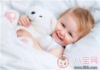 寶寶打預防針后發燒怎么辦 打預防針后低燒能吃退燒藥嗎