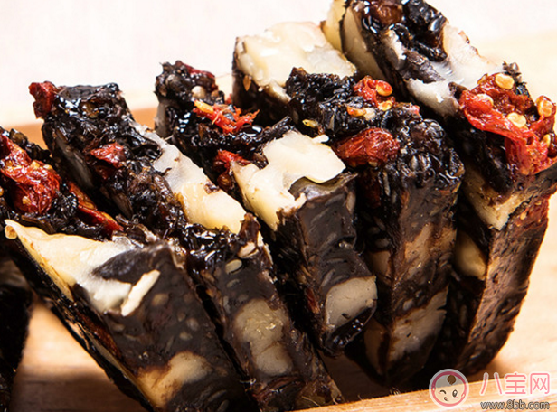 產(chǎn)后坐月子吃什么補(bǔ)氣血 產(chǎn)后補(bǔ)氣血的零食有哪些