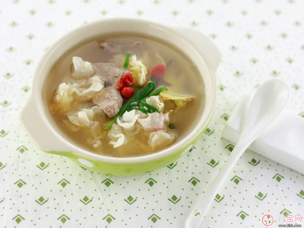 坐月子喝下奶的湯奶水更多嗎 哺乳期如何均衡飲食