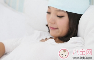 產(chǎn)后出汗是什么原因 產(chǎn)后出汗需要注意的事情 產(chǎn)后出汗是什么原因 產(chǎn)后出汗需要注意的事情