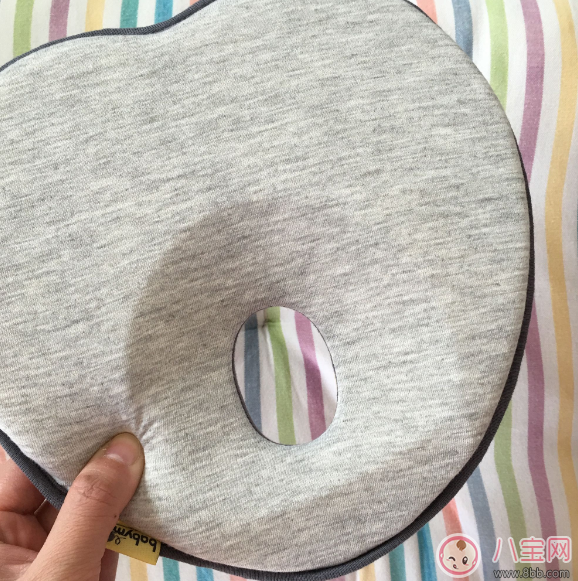 法國babymoov嬰兒定型枕怎么樣 babymoov嬰兒定型枕對寶寶有用嗎