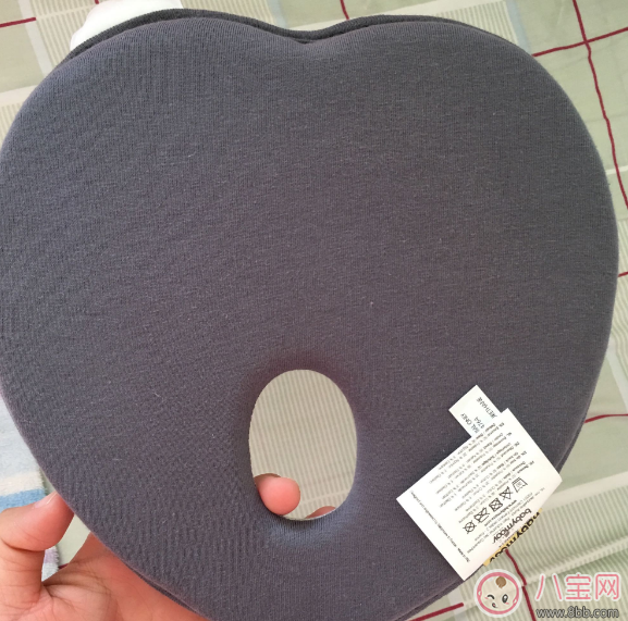 法國babymoov嬰兒定型枕怎么樣 babymoov嬰兒定型枕對寶寶有用嗎