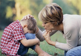 孩子犯錯了應該怎么教導 怎么讓孩子知道錯了