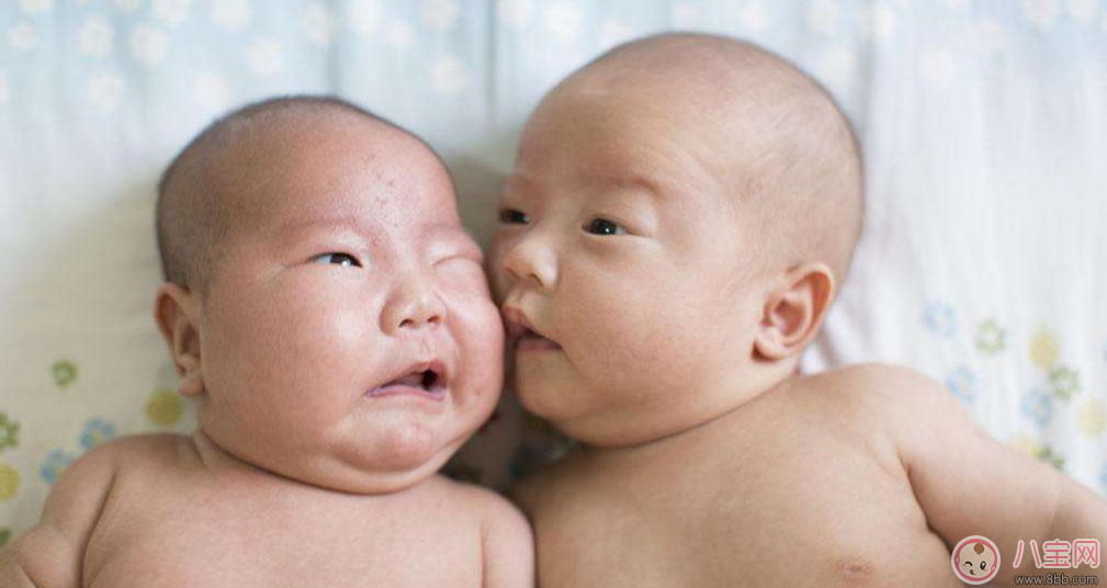 龍鳳胎寶寶取什名字好 2017龍鳳胎起名大全 龍鳳胎寶寶取什名字好 2017龍鳳胎起名大全