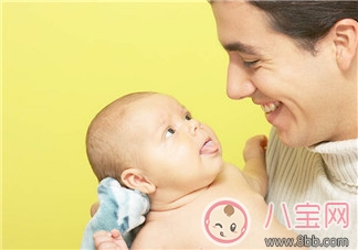 寶寶舌頭白是奶漬還是生病 如何從寶寶舌頭看出健康問題