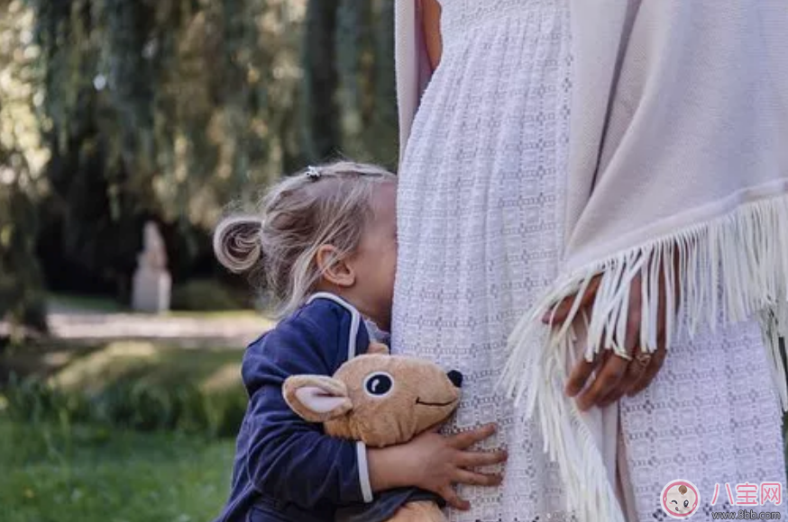 孕期小腿抽筋怎么辦 如何舒緩孕期靜脈曲張 孕期小腿抽筋怎么辦 如何舒緩孕期靜脈曲張