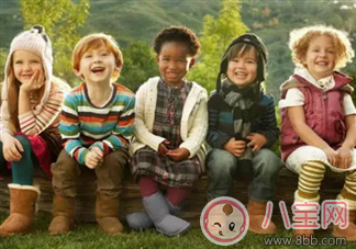 黃磊孫莉帶娃爬長城同款雪地靴 黃磊孫莉帶娃爬長城雪地靴是什么牌子 黃磊孫莉帶娃爬長城同款雪地靴 黃磊孫莉帶娃爬長城雪地靴是什么牌子