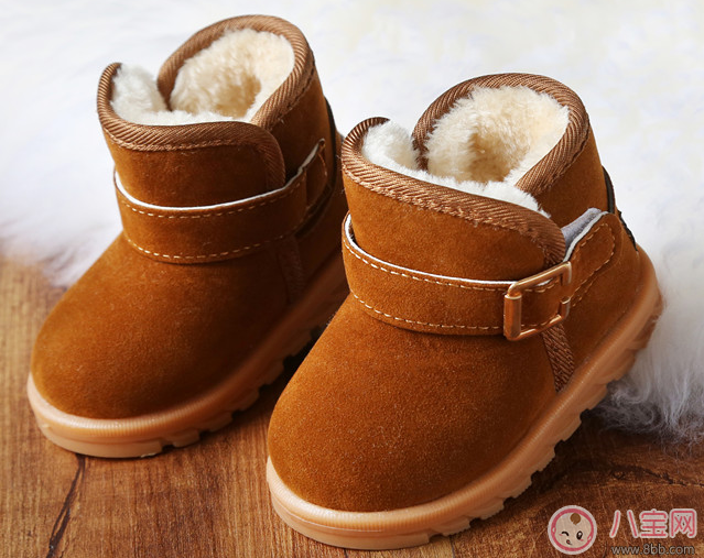 小孩冬天家居服面料怎么選 孩子家居服哪種面料好 小孩冬天家居服面料怎么選 孩子家居服哪種面料好