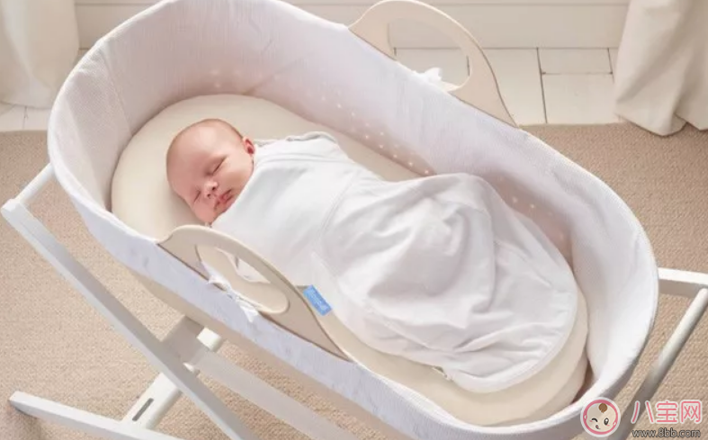 嬰兒車嬰兒床能用二手的嗎 哪些寶寶用品可以用二手的