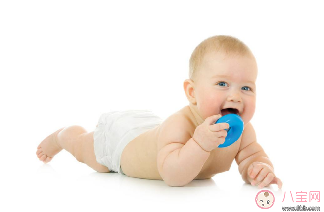 怎么培養寶貝有意識抓握 怎么鍛煉孩子的雙手更加靈活