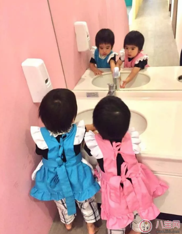 林志穎兒子女仆照片 雙胞胎穿女仆裝怎么玩家家酒