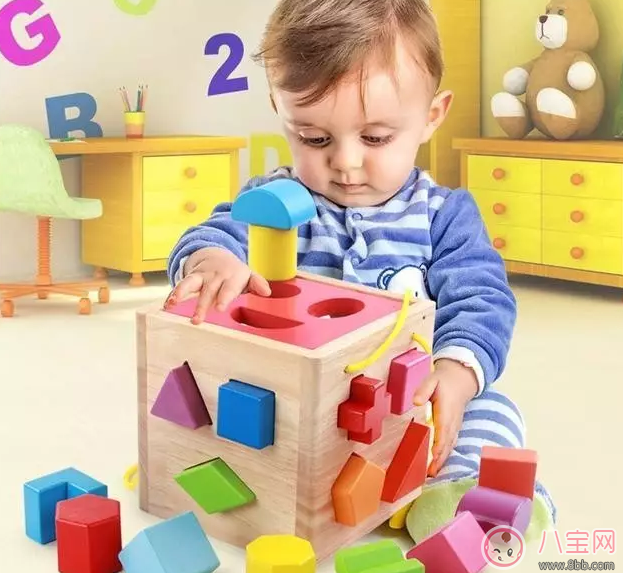 孩子不收拾滿地的玩具 怎么教育孩子收拾玩具 孩子不收拾滿地的玩具 怎么教育孩子收拾玩具