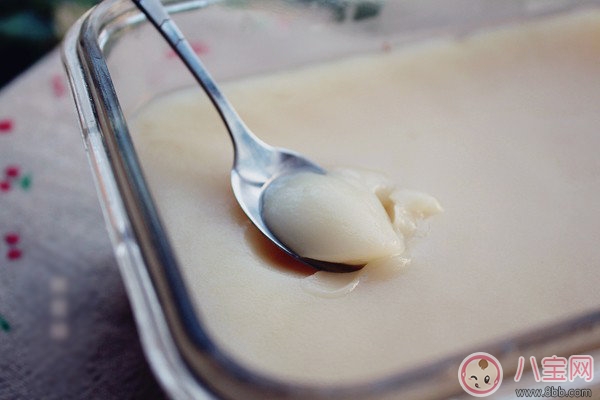 豬油這種美食在農村做飯少不了 豬油的好處在哪里