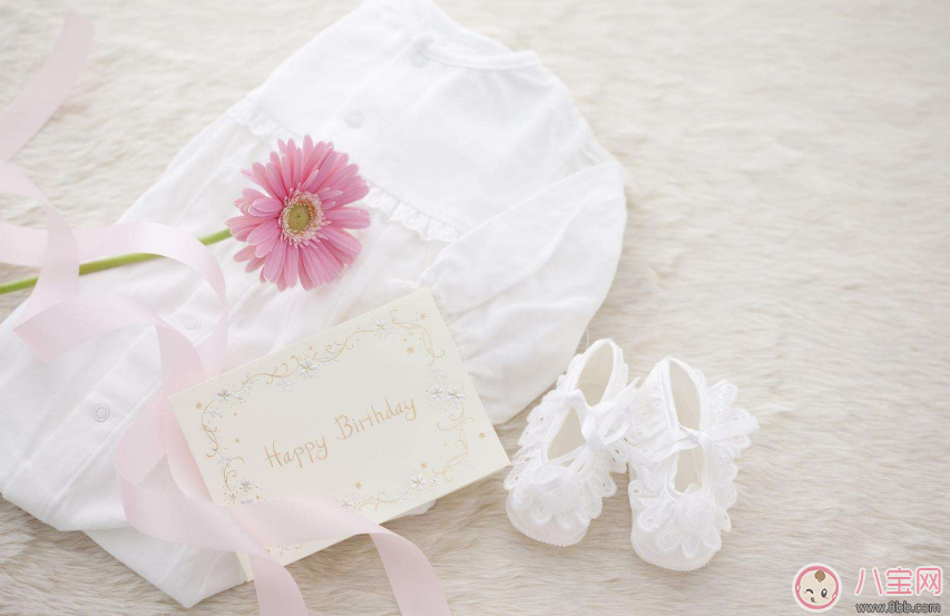 寶寶的衣服可以用洗衣液洗嗎 怎么清洗寶寶的衣服