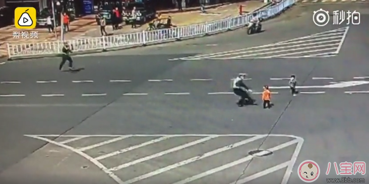 為什么3歲幼童逃出早教中心  學齡前寶寶一定要上早教中心嗎