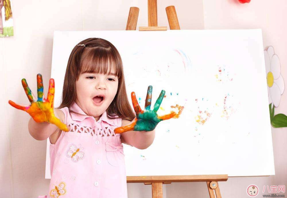 為什么3歲幼童逃出早教中心  學齡前寶寶一定要上早教中心嗎