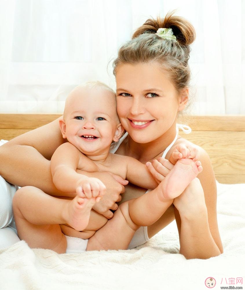 冬天半夜帶孩子的心情短語 凌晨給寶寶喂奶冷的說說短語朋友圈