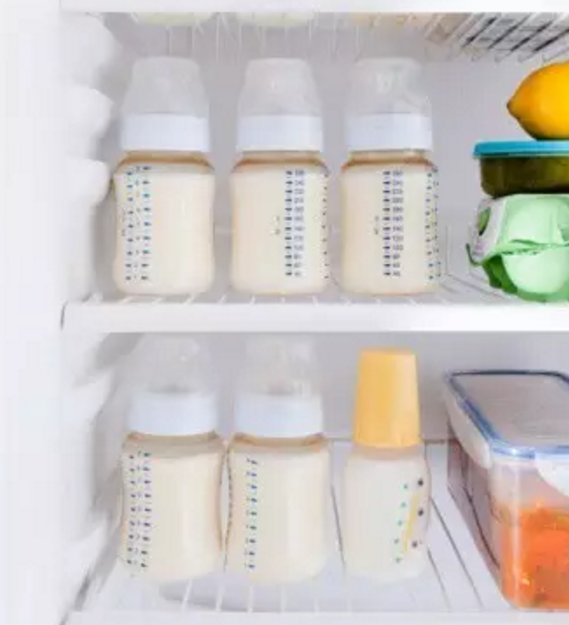 儲奶瓶什么材質的好 裝母乳有什么注意事項