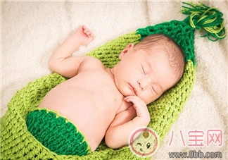 孩子滿月說說短語朋友圈  寶寶滿月如何發(fā)說說朋友圈