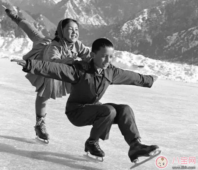 安靜的孩子適合練滑冰嗎 小孩學溜冰的最佳年齡 安靜的孩子適合練滑冰嗎 小孩學溜冰的最佳年齡