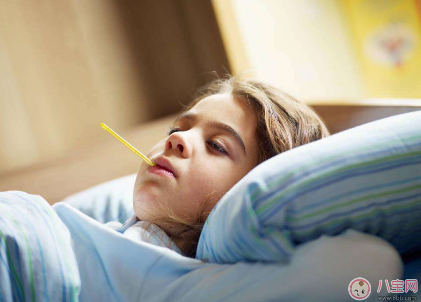 孩子發燒后馬上喂藥好不好 孩子發燒怎么退燒