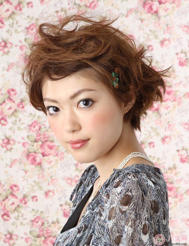 產(chǎn)后如何快速瘦臉 不同臉型哪些劉海更瘦臉 產(chǎn)后如何快速瘦臉 不同臉型哪些劉海更瘦臉