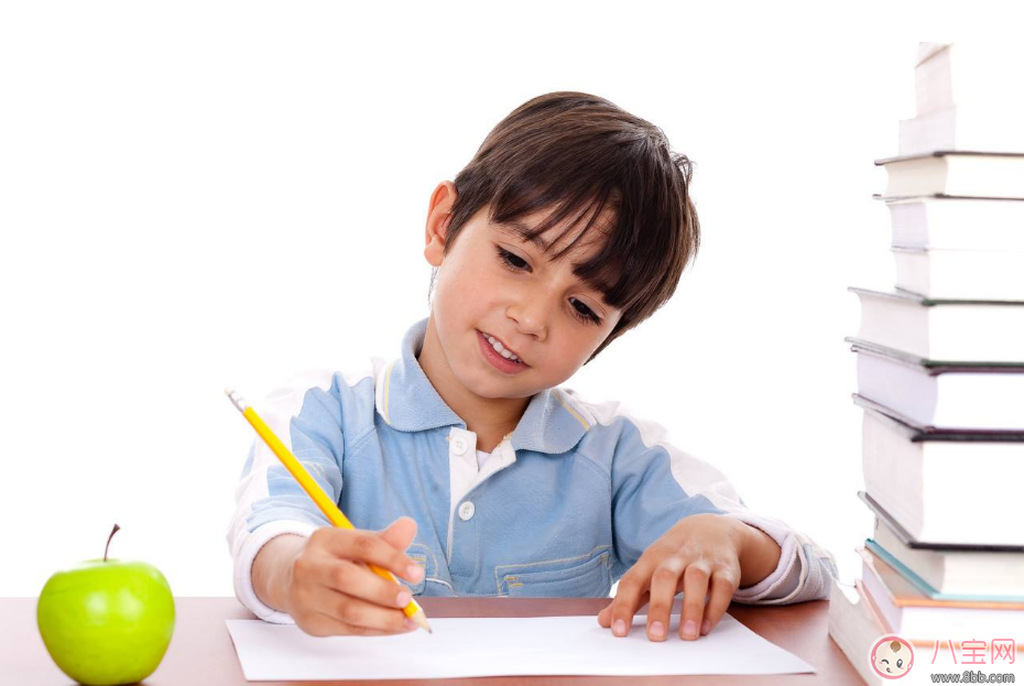 多大的孩子適合練字 教孩子練字的最佳時(shí)間