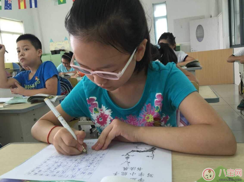 多大的孩子適合練字 教孩子練字的最佳時(shí)間