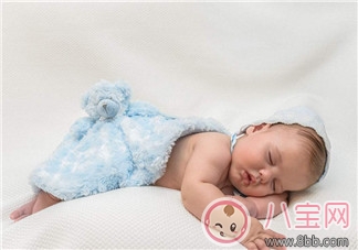 如何選購寶寶枕頭 選擇嬰幼兒枕頭枕芯有講究嗎 如何選購寶寶枕頭 選擇嬰幼兒枕頭枕芯有講究嗎