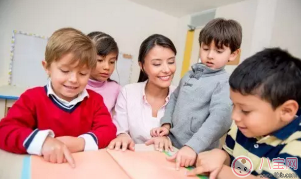 2歲多的寶寶上幼兒園好嗎 2歲多的孩子叛逆期上幼兒園合適嗎 2歲多的寶寶上幼兒園好嗎 2歲多的孩子叛逆期上幼兒園合適嗎