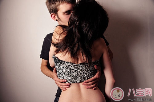 前戲怎么做容易出水 第一次做愛前戲應(yīng)該怎么進(jìn)行 前戲怎么做容易出水 第一次做愛前戲應(yīng)該怎么進(jìn)行