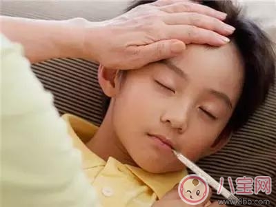 小孩感冒發燒怎么辦 感冒發燒吃什么好的快