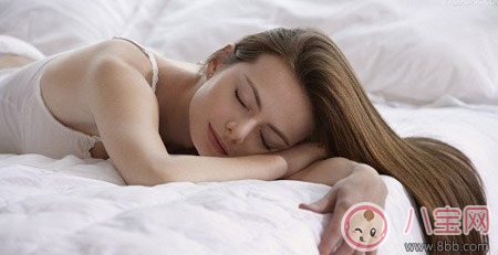 產(chǎn)后脫發(fā)怎么治療 產(chǎn)后脫發(fā)的原因是什么